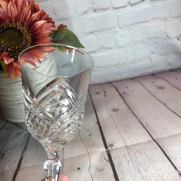 Cristal D'Arques durand altesse wine glass - Picture 4 of 9